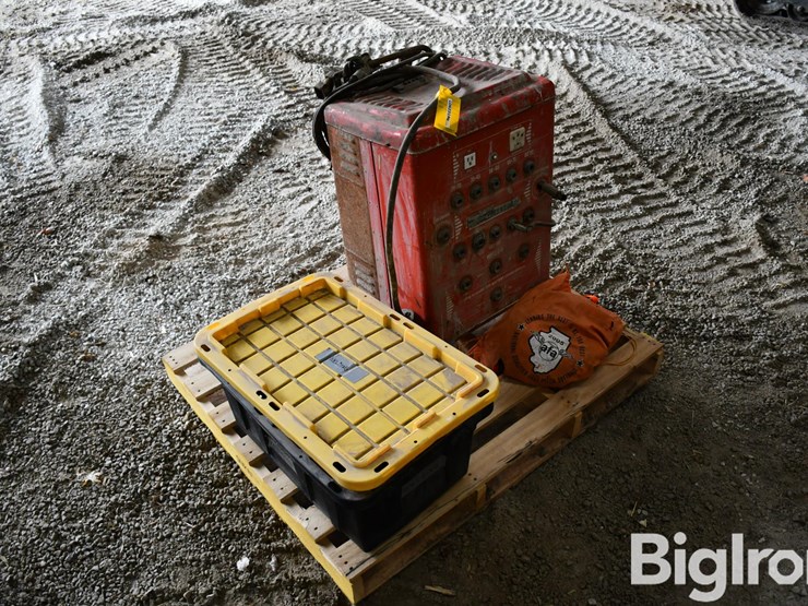 pallet-of-farm-support-image-3