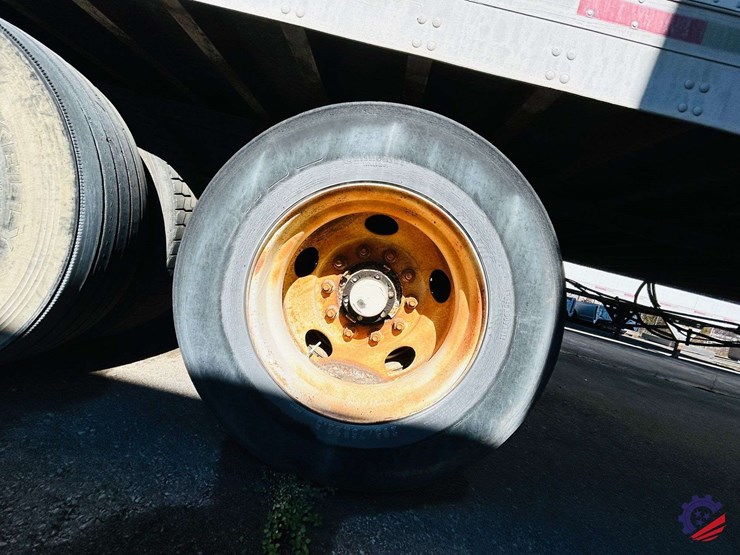 2001-utility-van-image-34