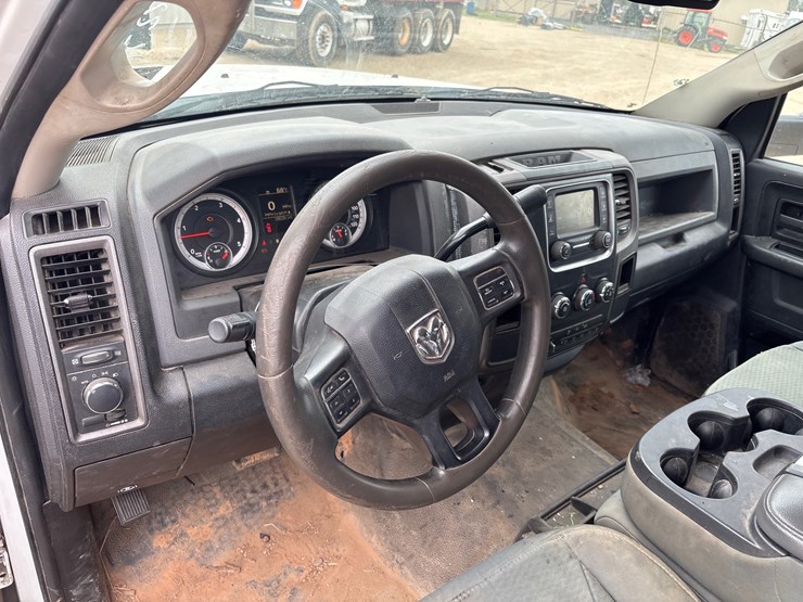 2013-dodge-ram-3500-image-8