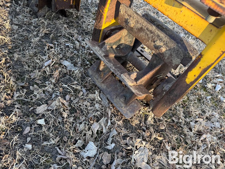 buffalo-52101030-8r30-stalk-chopper-image-10