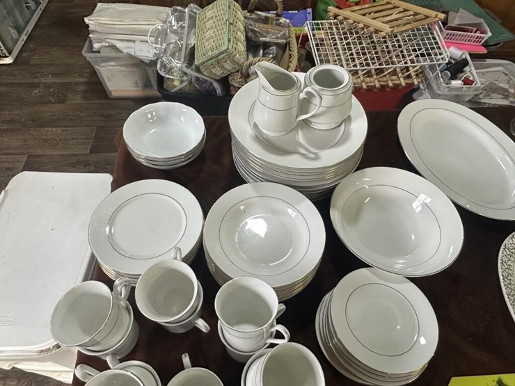 vintage-glassware-sets-image-4