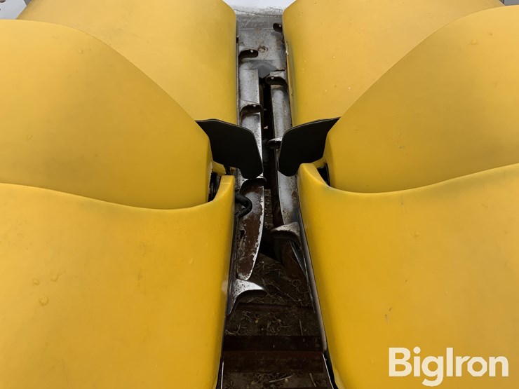 2009-new-holland-98d-image-19