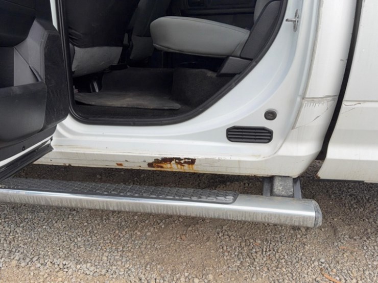 2015-dodge-2500-image-11