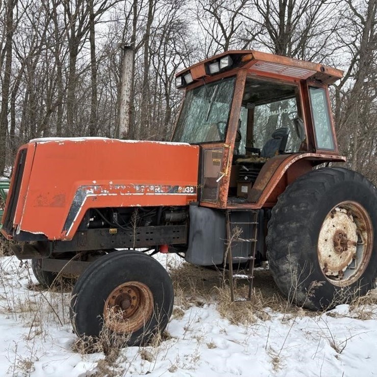 Allis Chalmers 8030 Tractor - OFF SITE