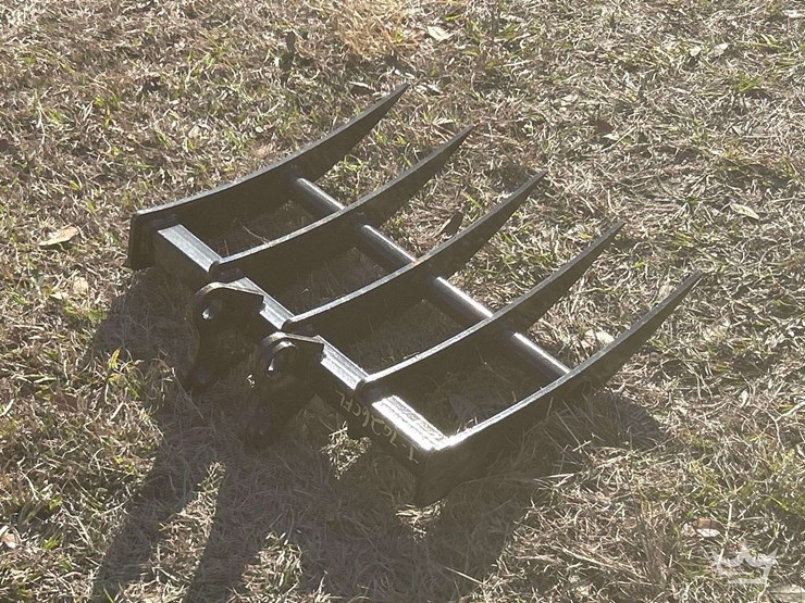 rake-mini-excavator-attachment-image-3