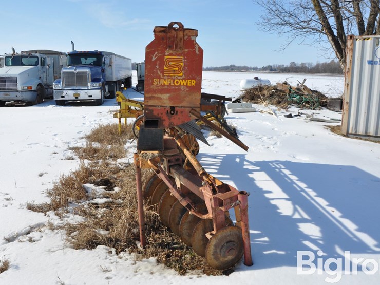 sunflower-9210-seeder-w/-levee-disk-image-8