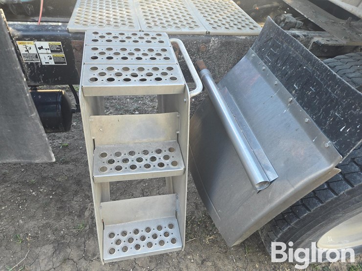 2003-kenworth-t600-image-10