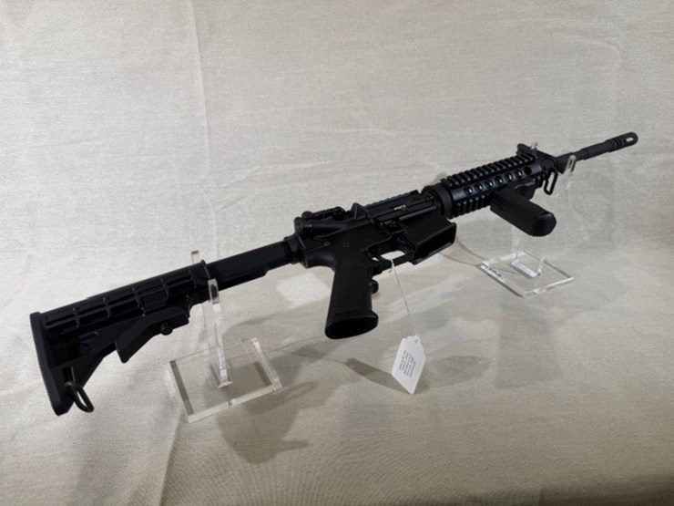 #213-•-bushmaster-model-xm15-e2s-ar-rifle-image-43