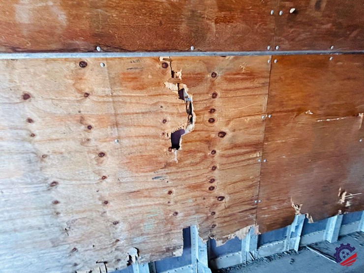 2001-utility-53-ft-image-45