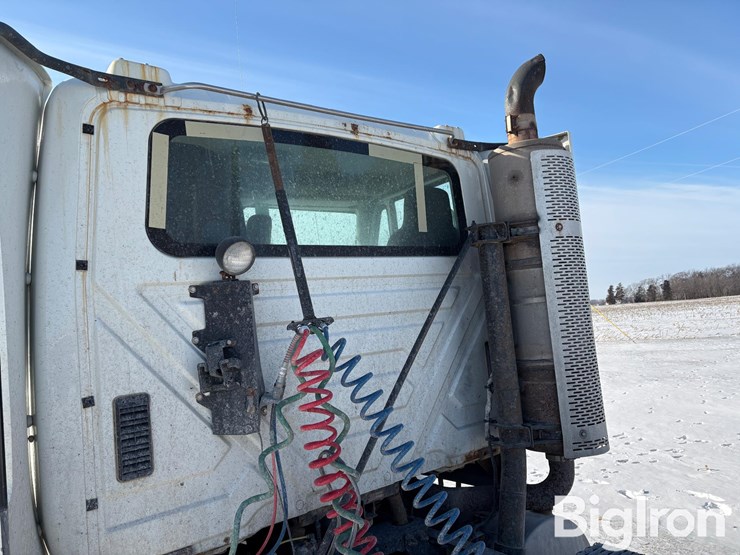 2012-international-transtar-8600-image-19