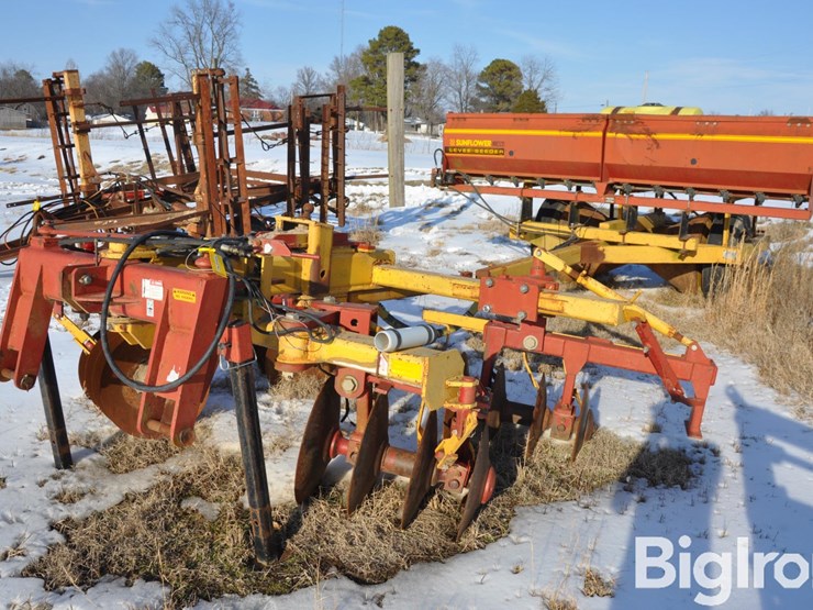 sunflower-9210-3-pt-levee-plow-w/-seeder-&-packer-image-1