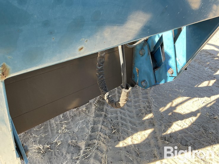 new-holland-8670-image-12