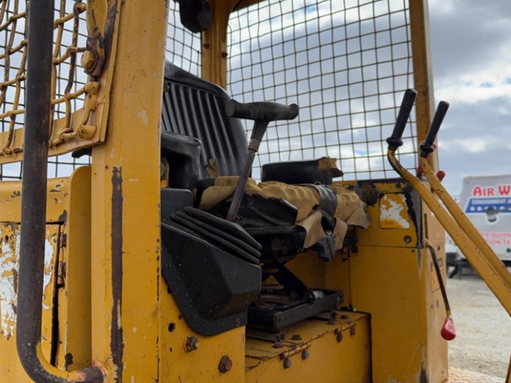 1992-deere-650g-image-18