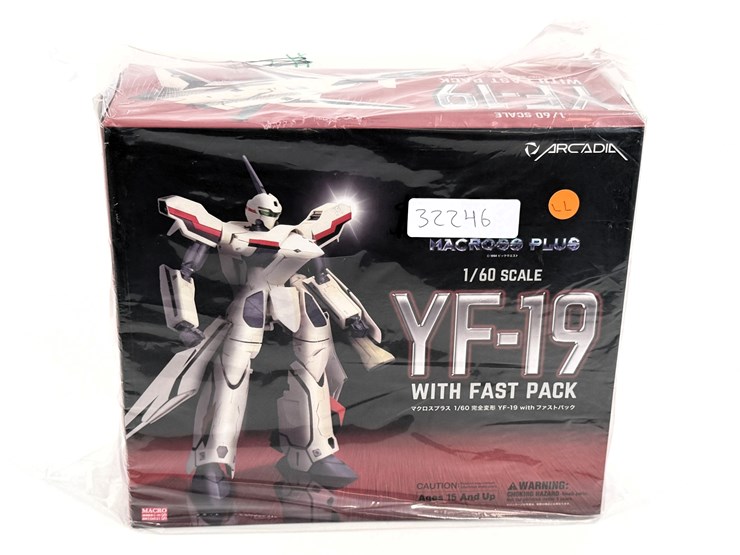 #32246-•-arcadia-macross-plus-yf-19-action-figure-image-9