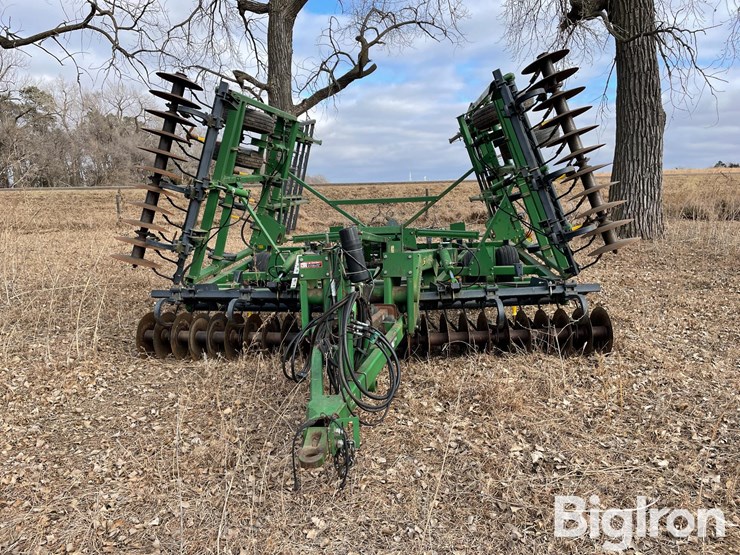 john-deere-726-image-2