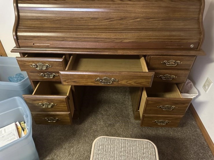 wooden-rolltop-desk-image-5