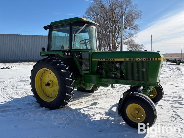 1979-john-deere-4040-image-3