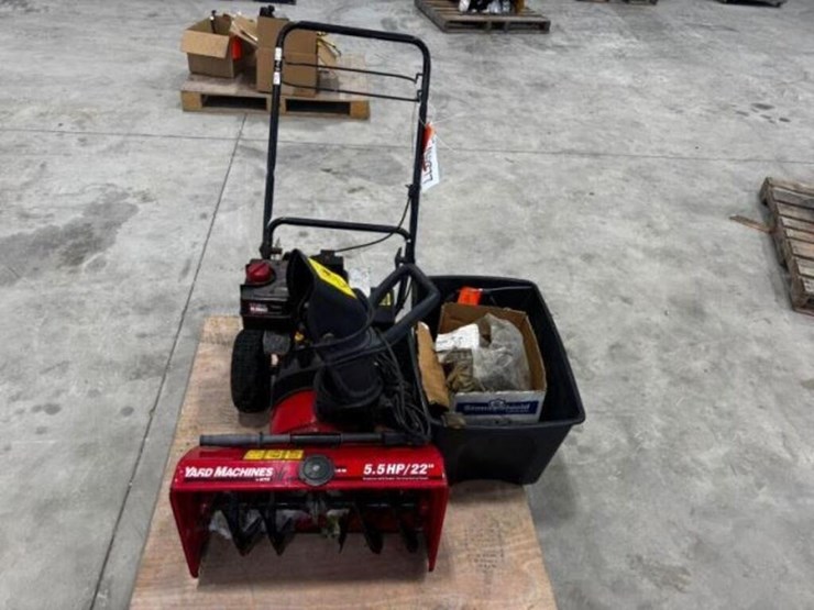 yard-machines-22-in.-snowblower-image-2