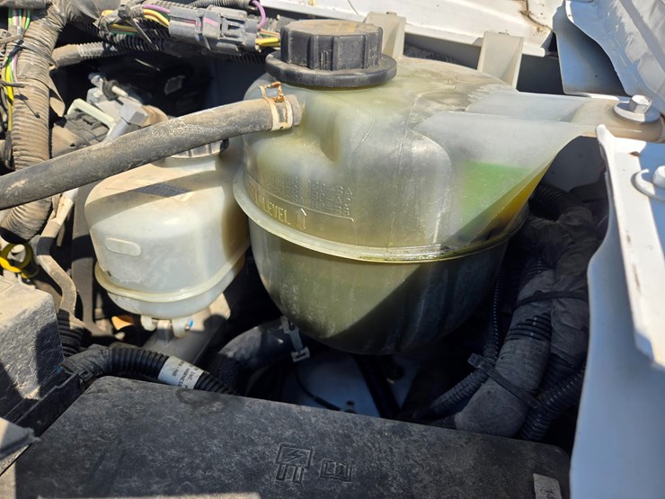 2019-ford-e450-image-19