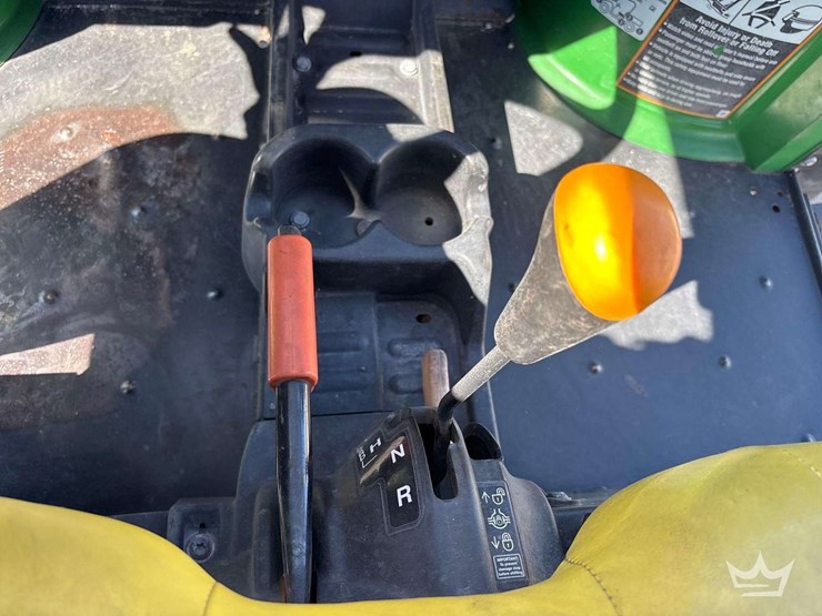 2020-john-deere-gator-hpx615e-image-14