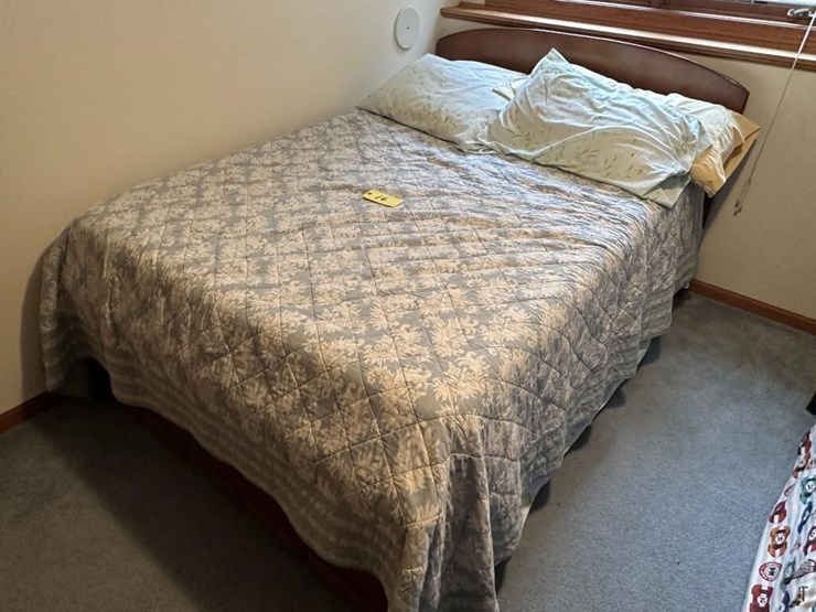 full-size-bed-image-2