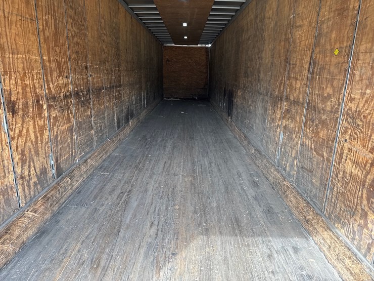 2015-great-dane-48ft-image-16