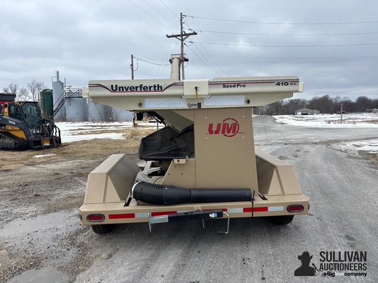 2023-unverferth-410xl-4-box-seed-tender-image-6