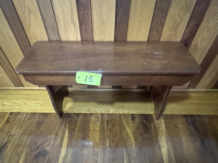 wooden-bench-image-1