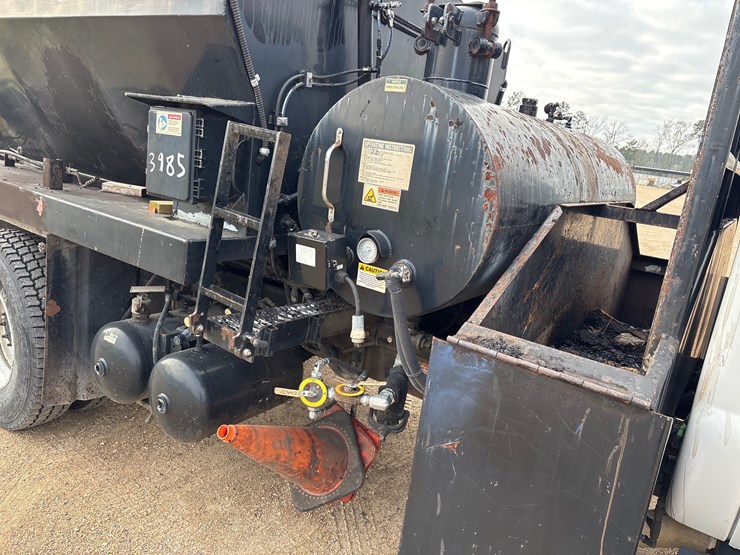 2016-ford-f750-xl-image-10