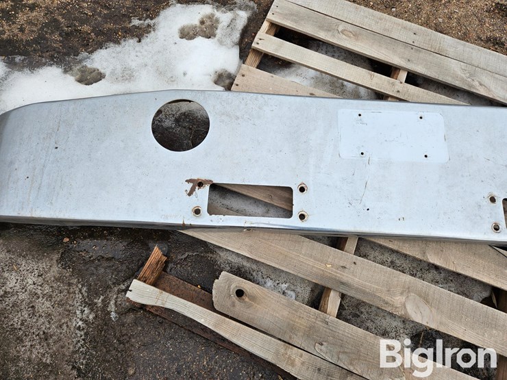 peterbilt-359-image-8