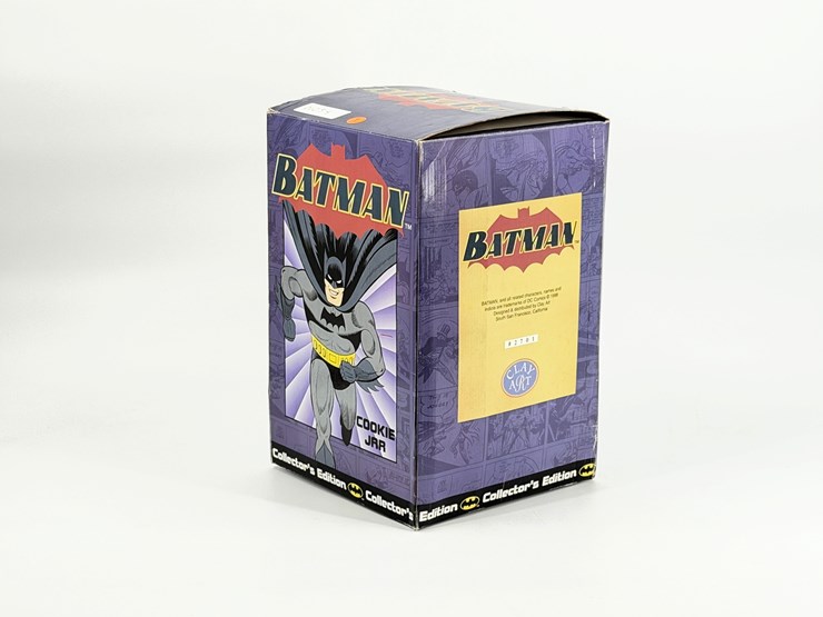 #1054-•-batman-cookie-jar-image-10