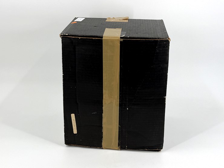 #1058-•-joker-limited-edition-dc-statue-image-17