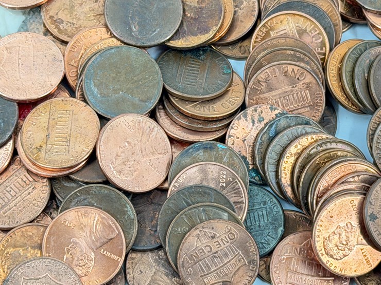 #32229-•-rolls-of-various-lincoln-pennies-image-4