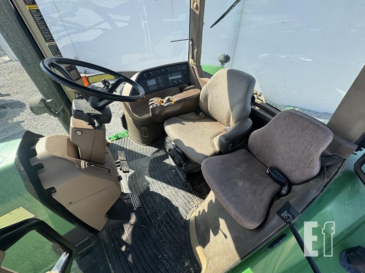 2004-john-deere-8120-image-13