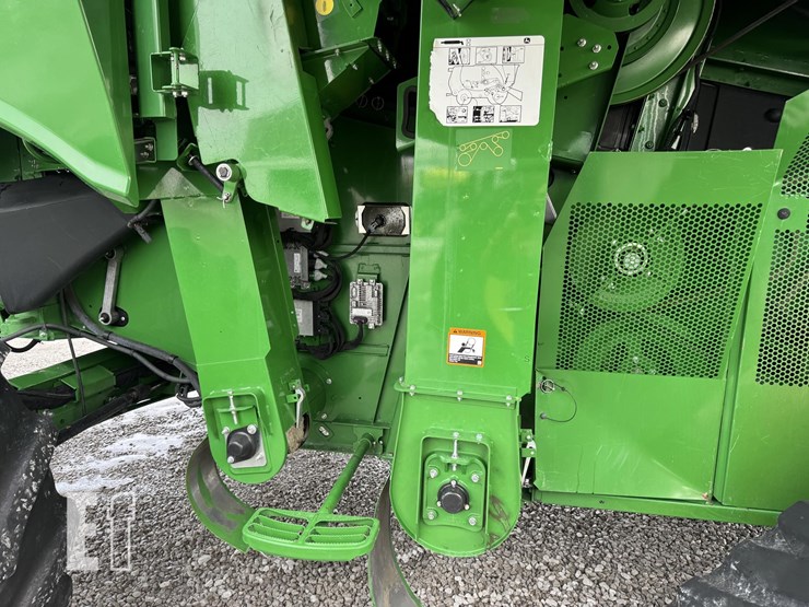2020-john-deere-s780-image-53