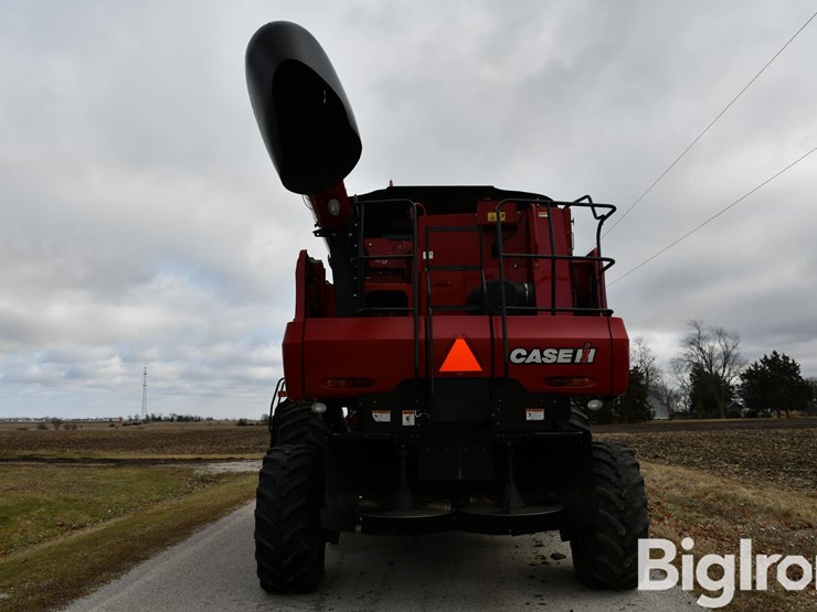 2011-case-ih-6088-image-6