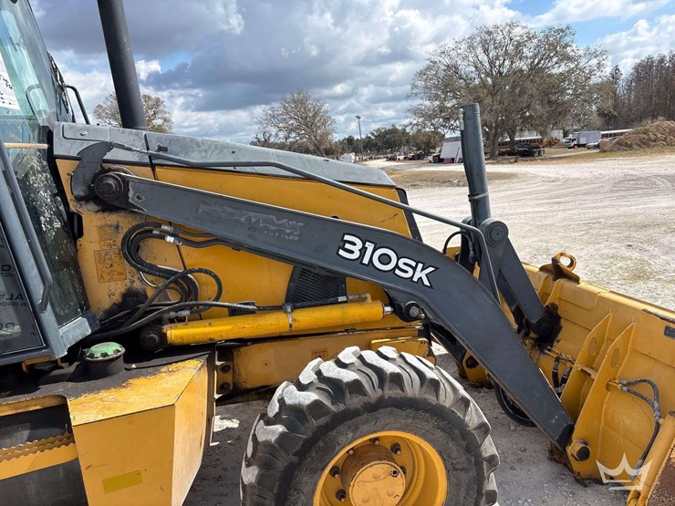 2014-deere-310sk-image-10