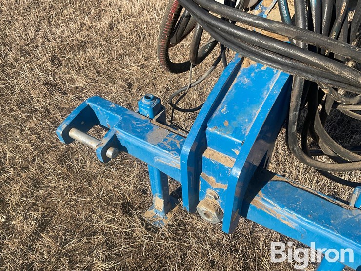 2014-kinze-4900-image-10