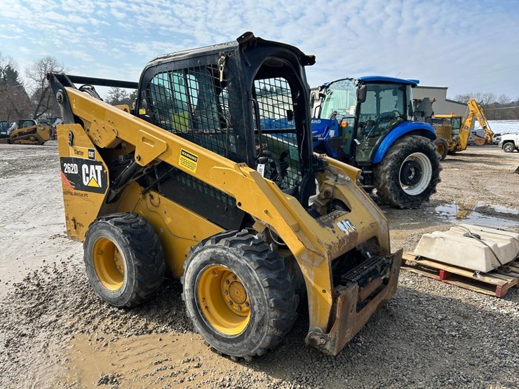 2017-caterpillar-262d-image-6