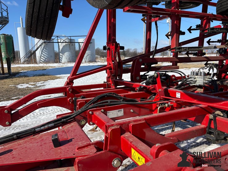 2021-case-ih-200-image-14