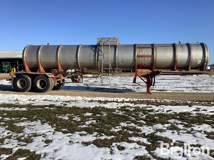 1968-fruehauf-trailer-image-4