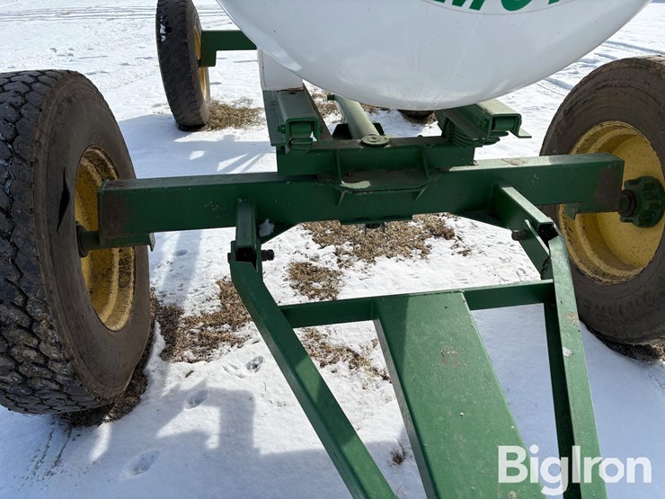 anhydrous-ammonia-tank-image-13