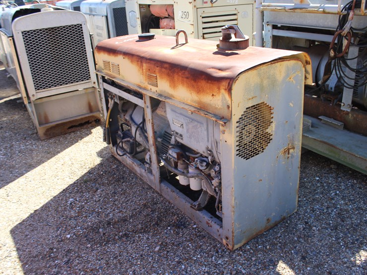 #2577-•-lincoln-welder-|-parts-or-repair-image-4