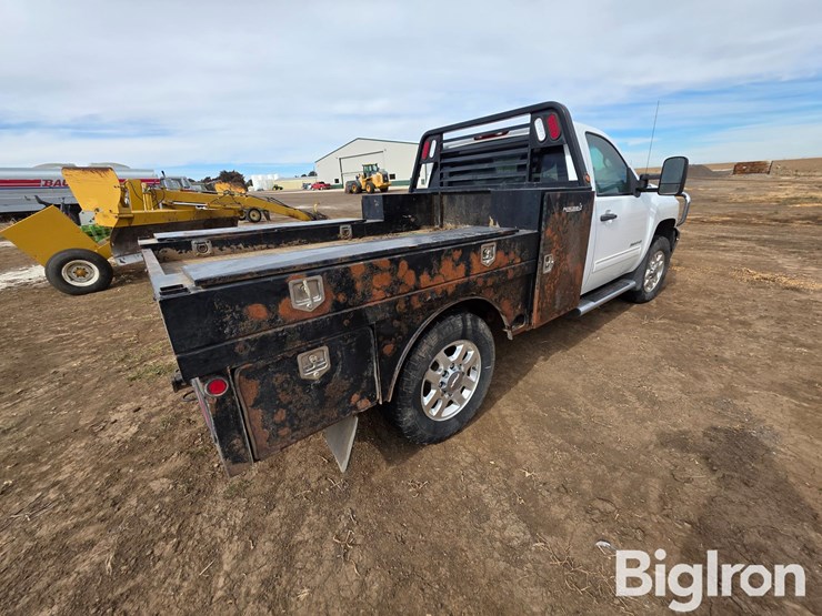2013-chevrolet-silverado-2500-image-5