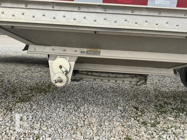 wilson-hopper-bottom-image-16