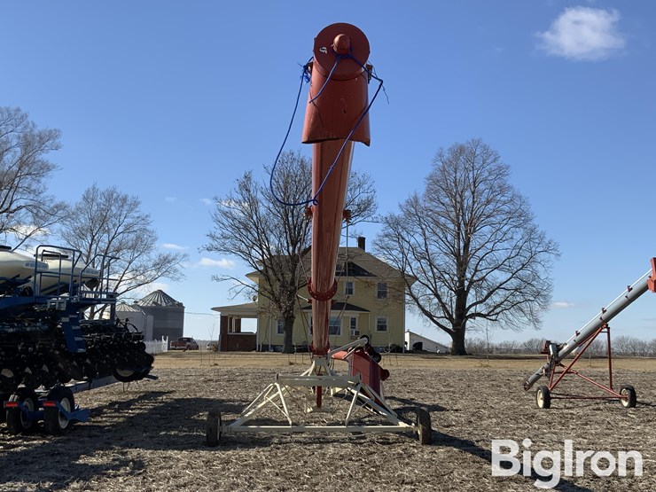 buhler-farm-king-1070-image-6