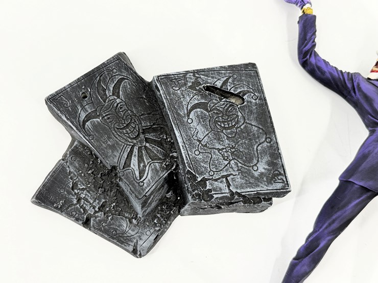 #1058-•-joker-limited-edition-dc-statue-image-8