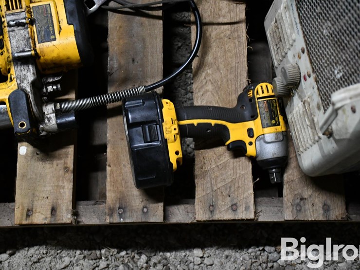 pallet-of-farm-support-image-10