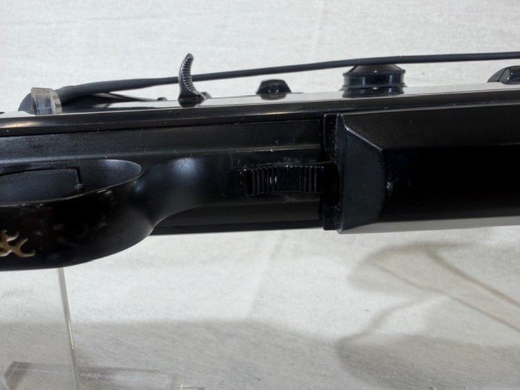 #225-•-browning-bar-rifle-image-51