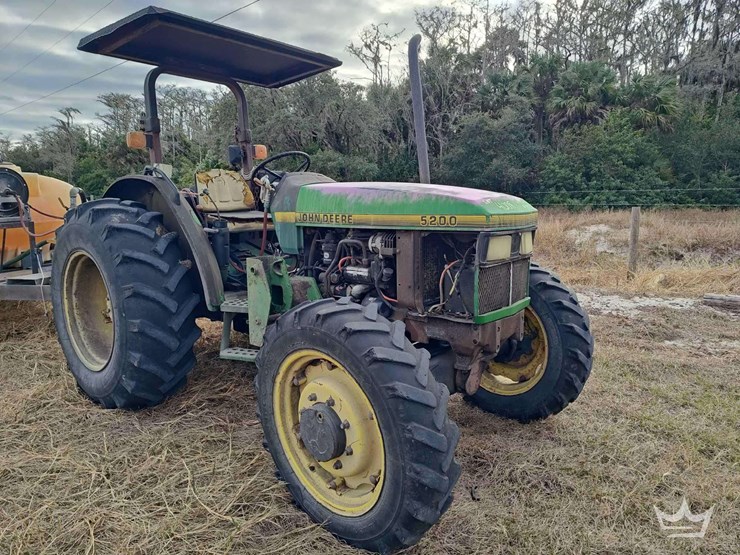 1995-john-deere-5200-image-2